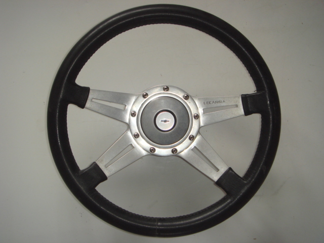 レカラ ステアリング Lecarra motolita