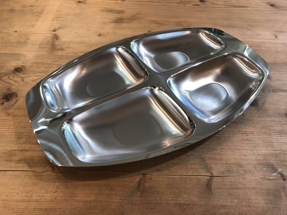 アレッシィ ステンレス トレイ‼️ Alessi | アレッシィ からのJM13 サービングトレイ - NordicNest.jp