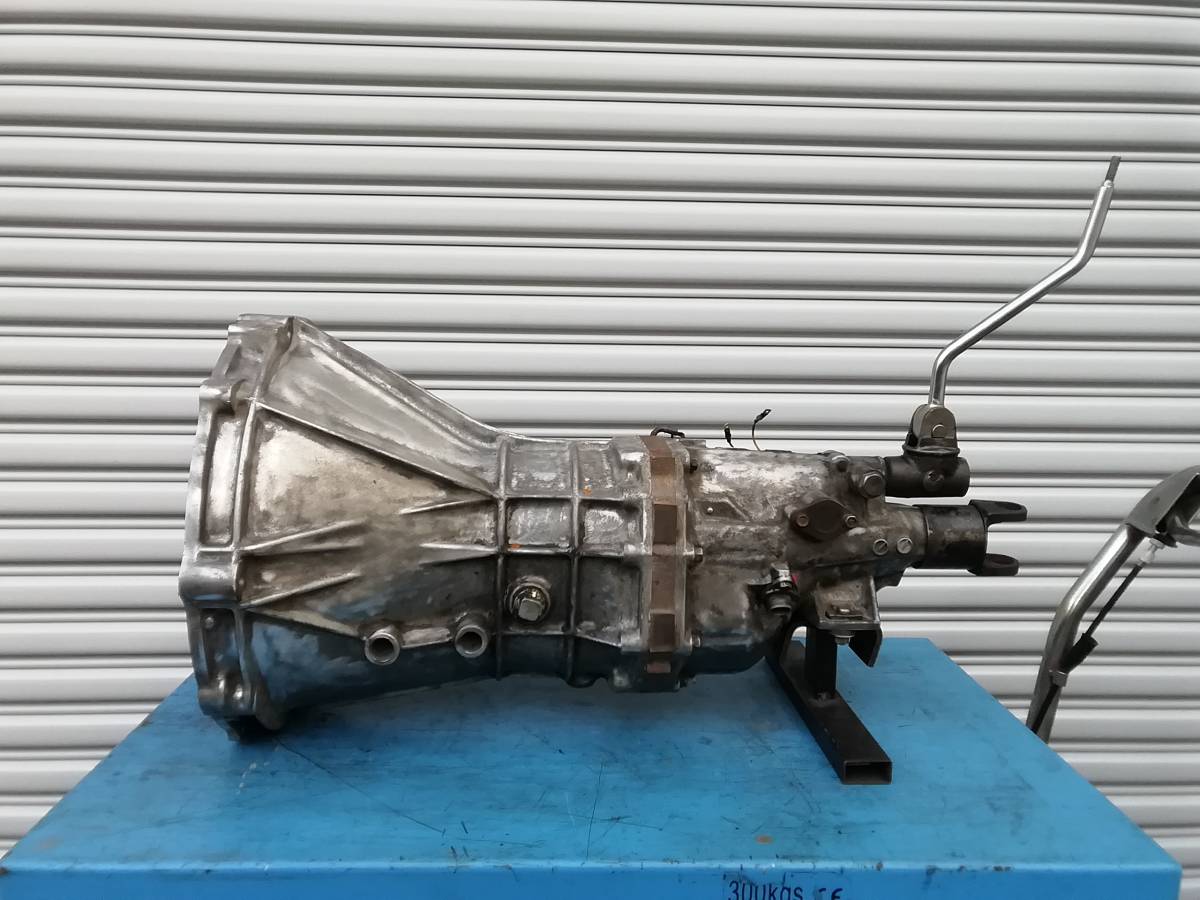 510ブルに！71Bショートミッション 5速 OH後渡し オプションにてクロス