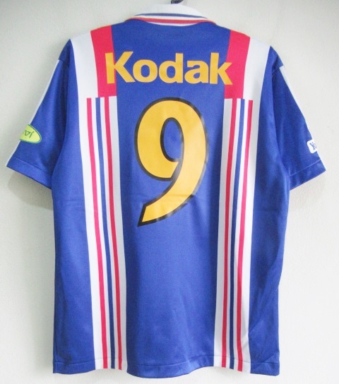 横浜FCサッカーユニフォーム 25 城彰二　02/03 古着 横浜FCサッカーユニフォーム 25 城彰二 02/03 古着