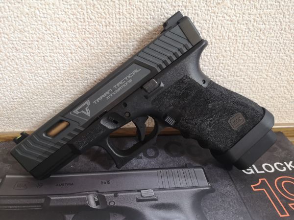 新品】現品 東京マルイG19 NOVA製スライド ジョン ウィック3 グロック