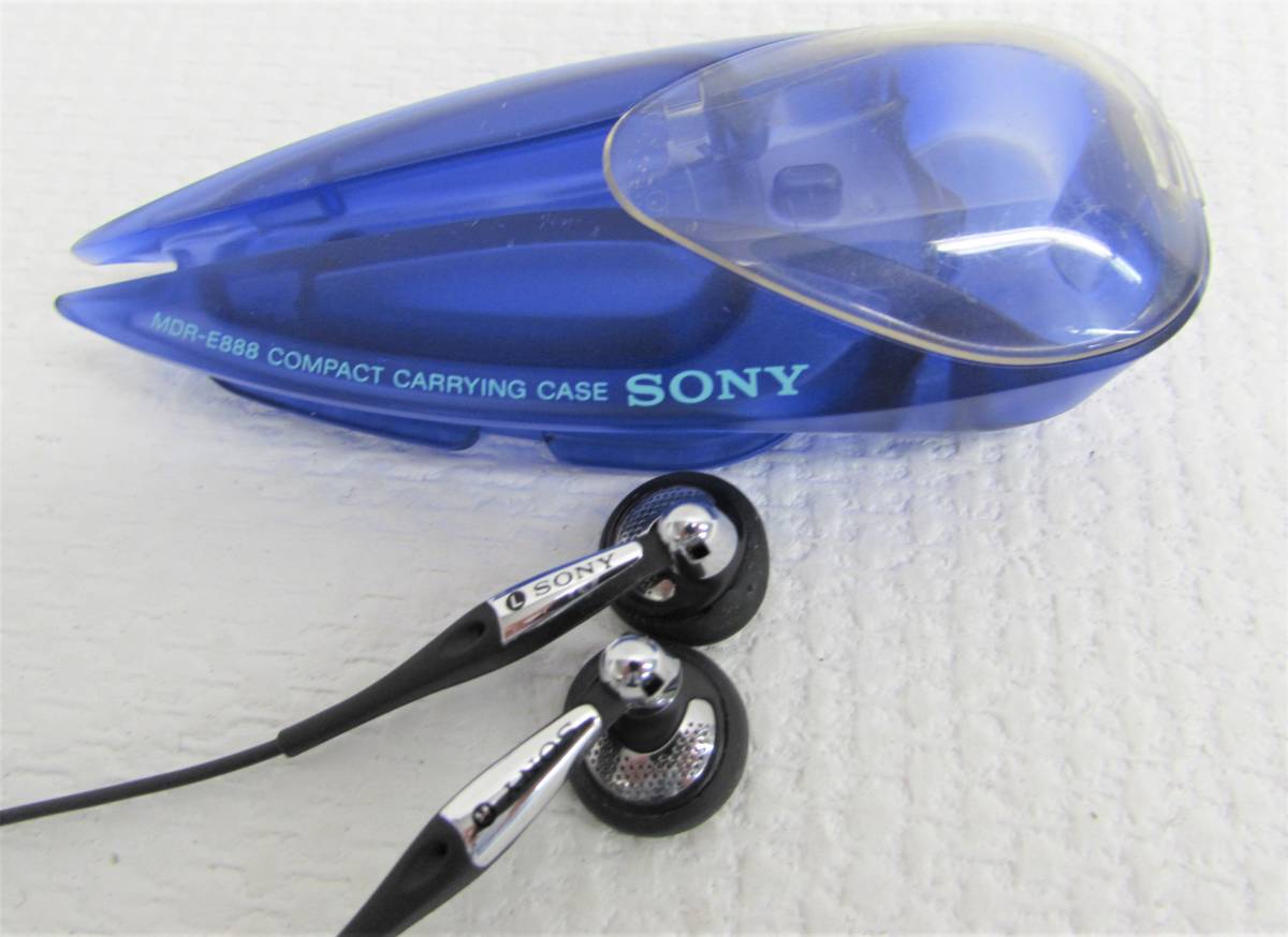 SONY MDR-E888 有線イヤホン コンパクトケース付き SONY MDR-E888 有線イヤホン コンパクトケース付き 【公式通販】