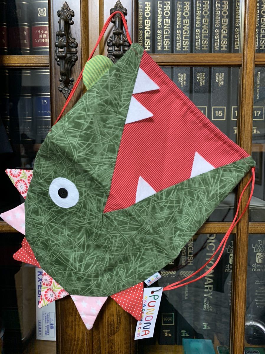 新品 新品 タグ付き スペイン バルセロナ 公式店購入 ガウディのリザード キッズ リュックサック サグラダファミリア ハンドメイド の落札情報詳細 ヤフオク落札価格情報 オークフリー スマートフォン版