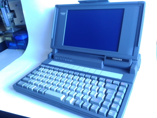 初代 Dynabook J-3100SS 記念すべき世界初のラップトップ