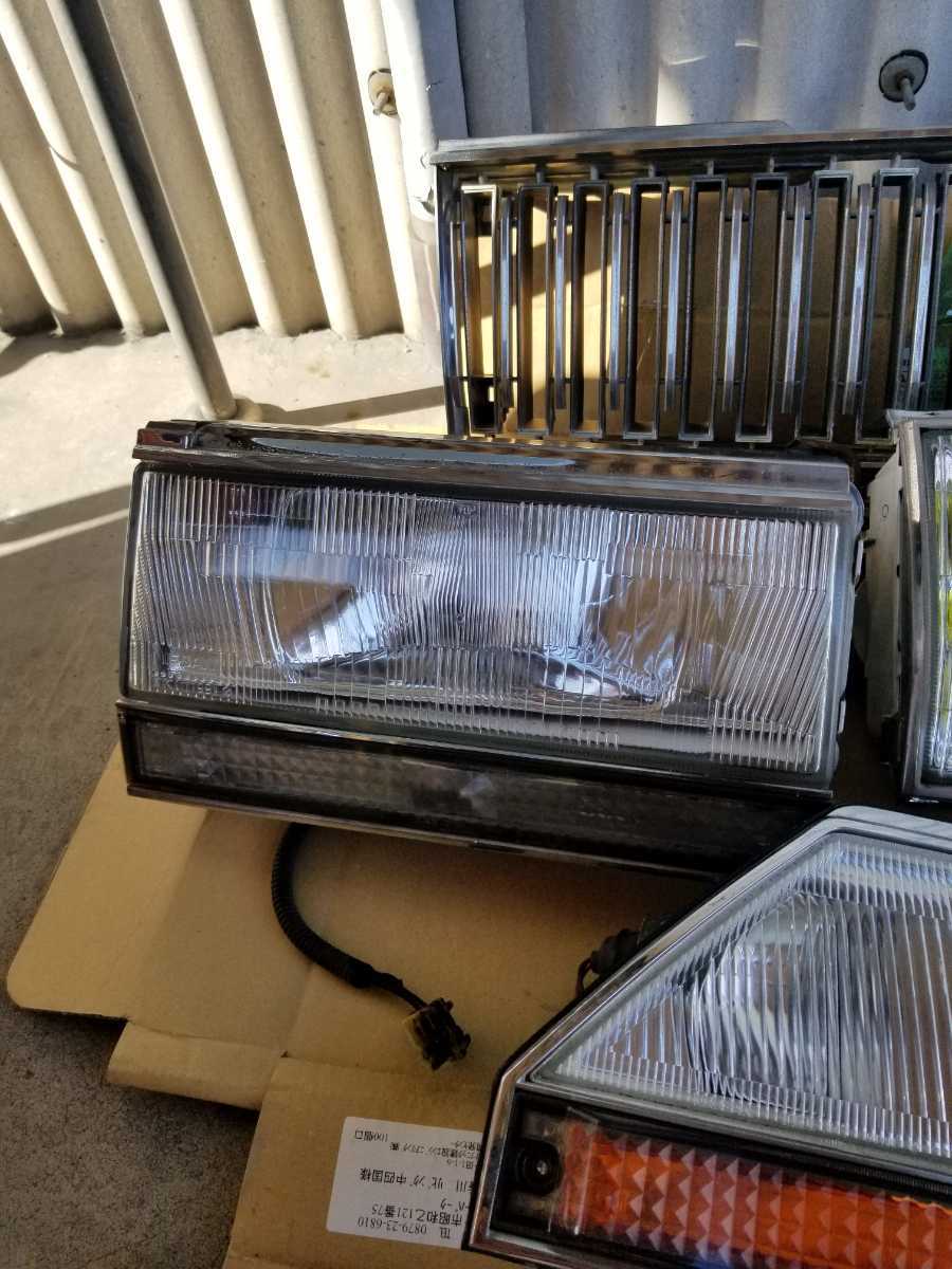 y30 wy30 セドリック グロリア セダン ワゴン用 ボンネットモール y30