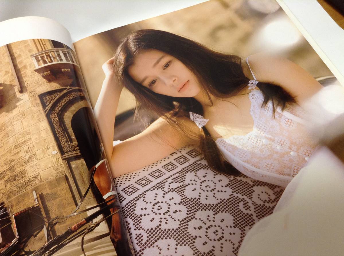 ☆ ビビアン スー 写真集 Venus 送料210 ビビアン・スー写真集 VENUS