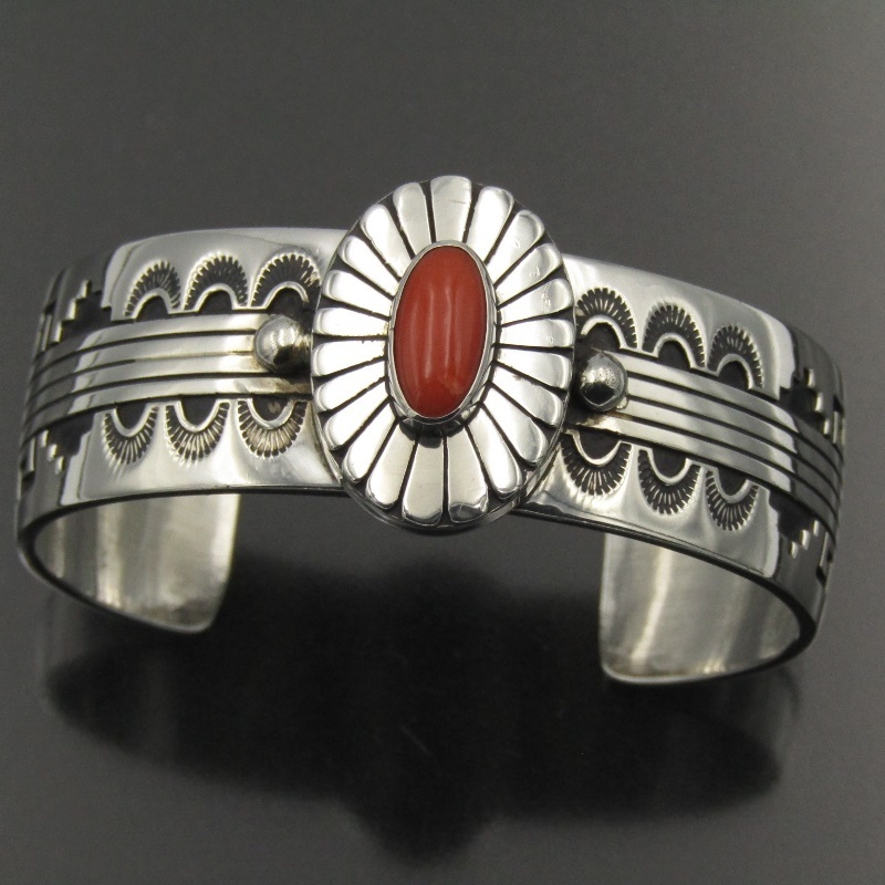 ナバホコーラルバングル （NAVAJO([インディアンジュエリー