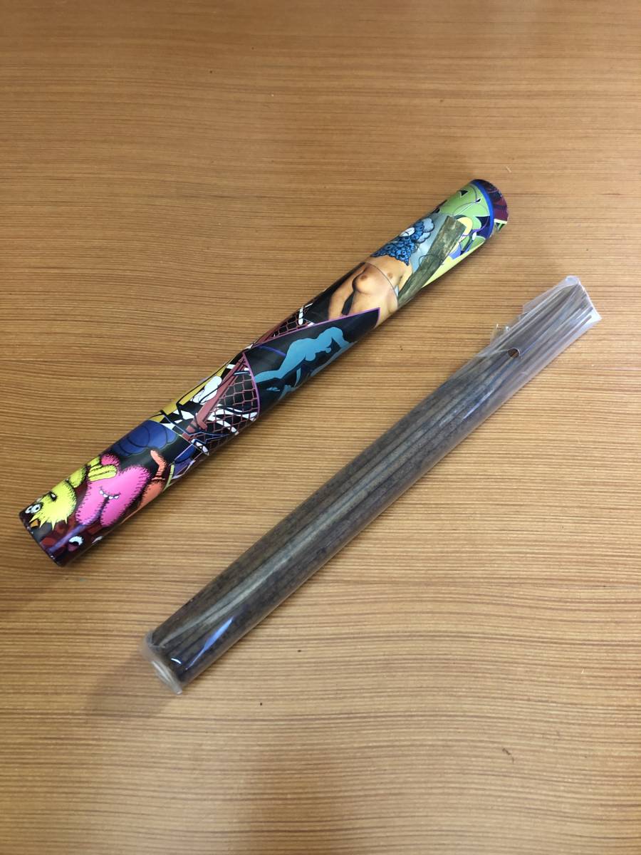 希少 未使用 ORIGINAL FAKE KAWS × DUMBO INCENSE お香 ビンテージの