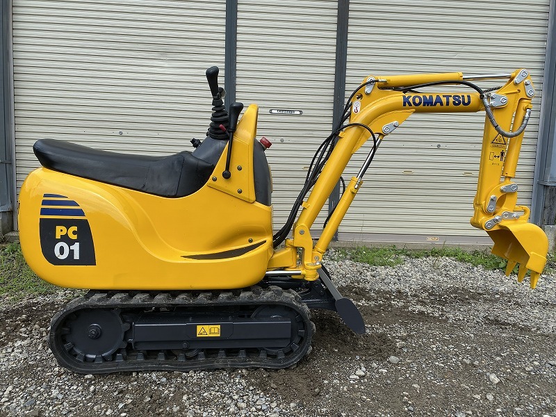 コマツ ユンボ Pc01 1a 214hrs 即決買った場合は500kmまで送料無料 マルチ 新品ゴムキャタ ミニ油圧ショベル 茨城県 下取り可能 の落札情報詳細 ヤフオク落札価格情報 オークフリー スマートフォン版