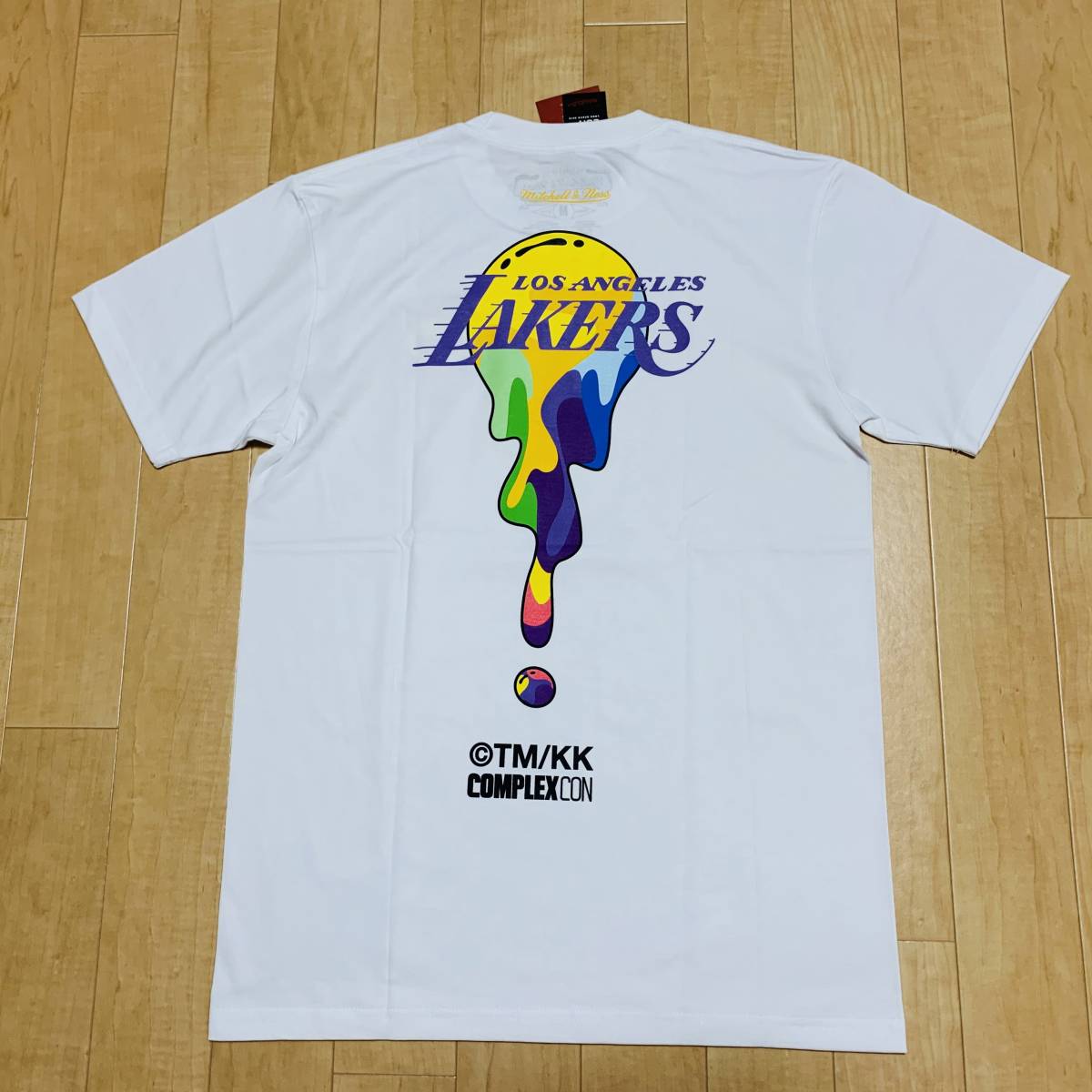 カイカイキキ コンプレックスミッチェルアンドネス レイカーズ 村上隆