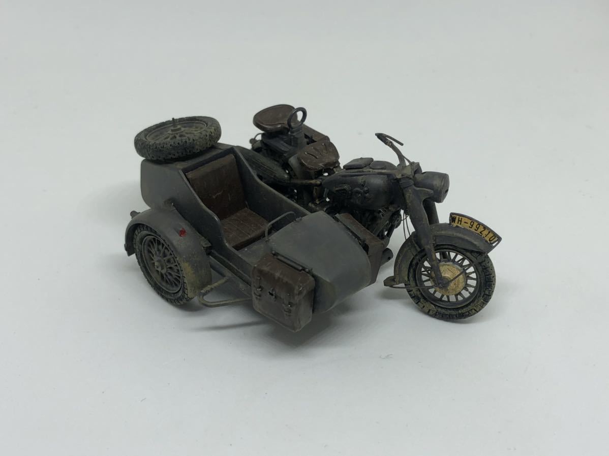 1/35ドイツ軍サイドカー付きバイク完成品模型 1/35 タミヤ BMW R75