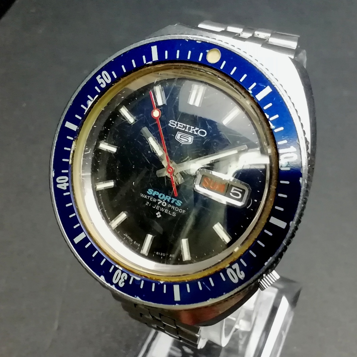 SEIKO 5 SPORTS セイコー ファイブ スポーツ 6119-8121 21石 自動巻き 諏訪工場 デイデイト 青文字盤 メンズ腕時計 当時物 SEIKO社製ブレスの落札情報詳細 - ヤフオク落札価格検索 オークフリー