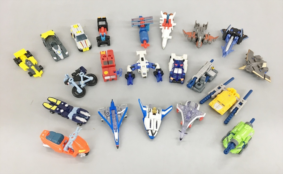 美品 タカラトミー フィギュア トランスフォーマー マイクロン伝説
