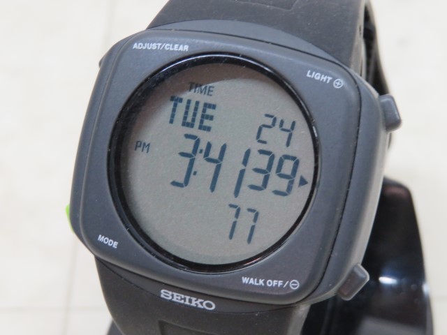 Seiko S251 00 腕時計 Life Sports クォーツ デジタル セイコー ライフスポーツ ライトok ベルト調整可能 電池交換済み の落札情報詳細 ヤフオク落札価格情報 オークフリー スマートフォン版