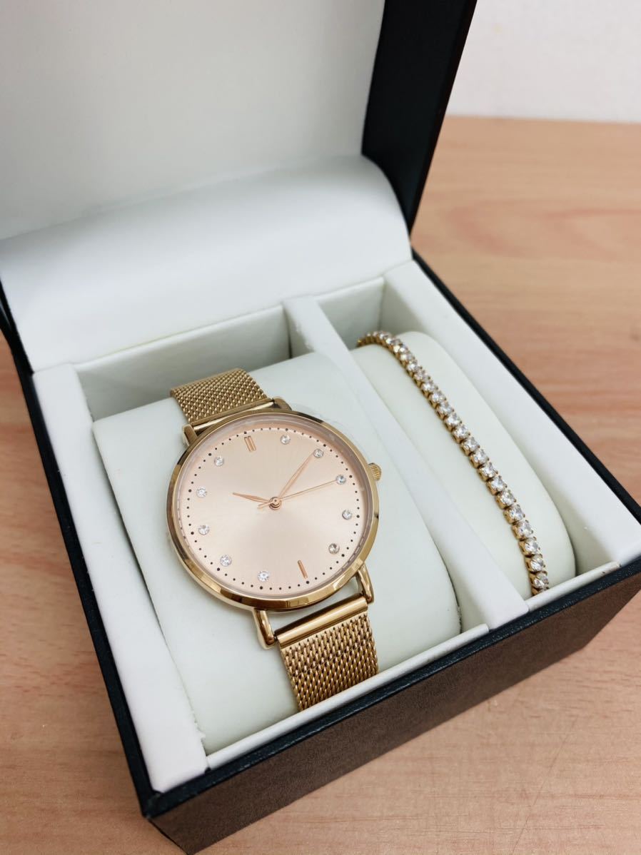 美品 Dmq Diamonique ダイヤモニーク 時計 腕時計 ブレスレットレディース 重ね付け の落札情報詳細 ヤフオク落札価格情報 オークフリー スマートフォン版