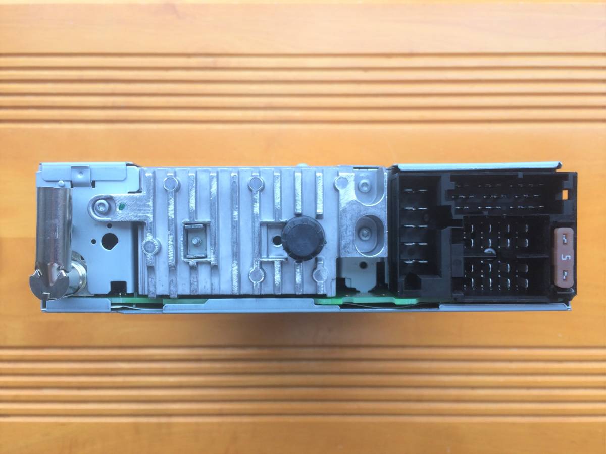 三菱ふぞう クラリオン製24V用オーディオ(CD/AUX/USB)+おまけ 三菱ふぞう クラリオン製24V用オーディオ(CD/AUX/USB)+おまけ 三菱ふ