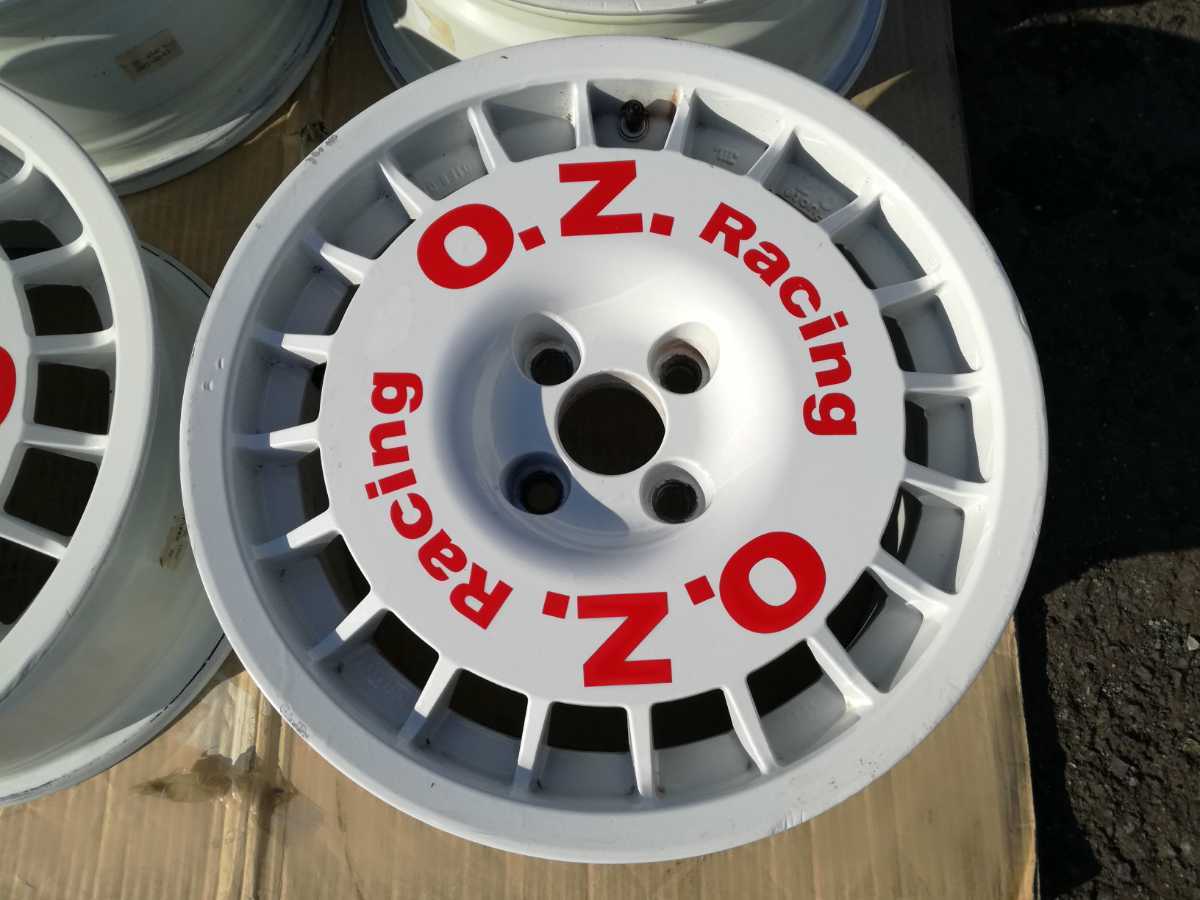 16inch OZ Racing 3ピースホイール pcd 4×98(Alfa Romeo
