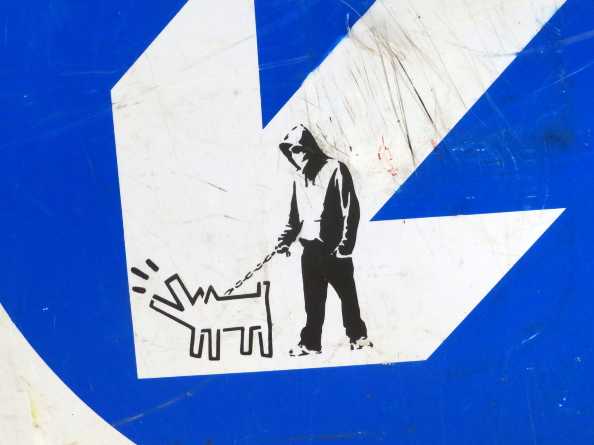パンクシー キースヘリング banksy ロードサイン 道路標識