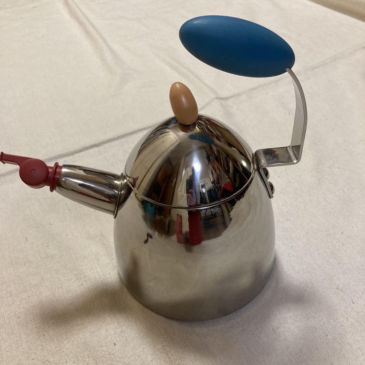 イタリア製 ALESSI ホイッスルケトル ライトブルー やかん イタリア製 ALESSI ホイッスルケトル ライトブルー やかん