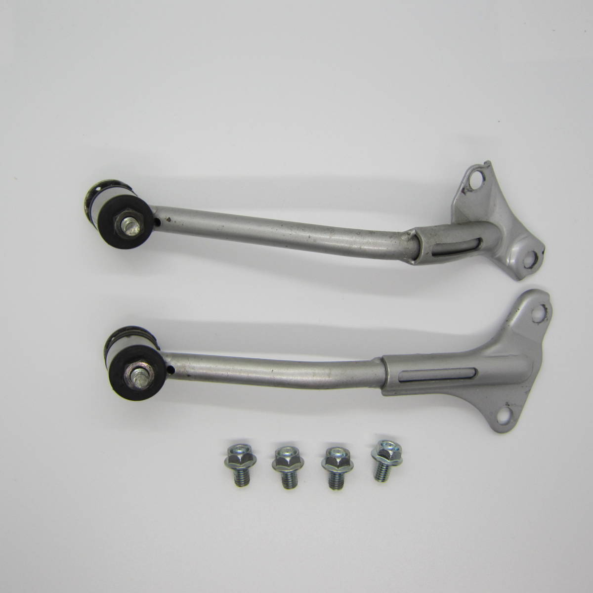 Nsr250r Mc21 マフラーステー R Lサイレンサーブラケット M8ボルト 純正 ホンダ 中古 の落札情報詳細 ヤフオク落札価格情報 オークフリー スマートフォン版