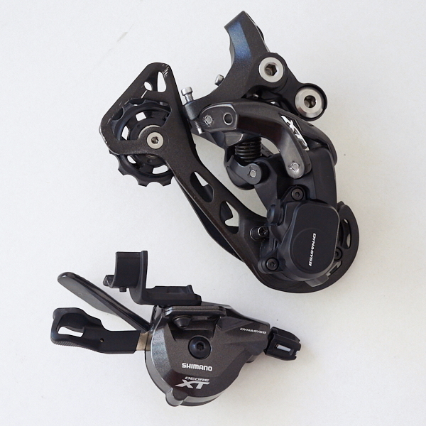 シマノ DEORE XT M8000 / リアディレイラー シフターセット / SL-M8000