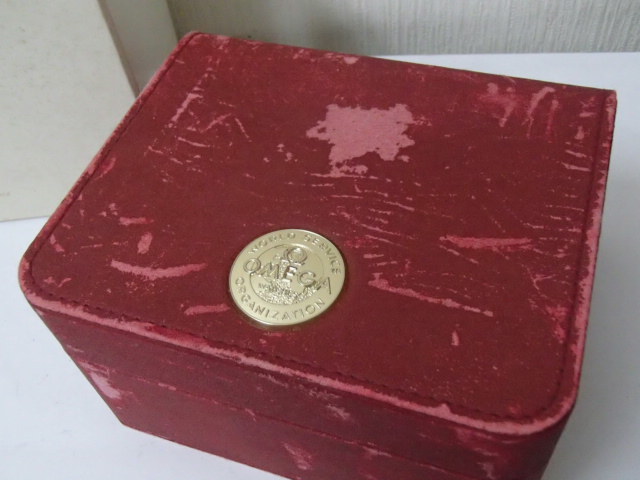 39620A【ジャンク品】OMEGA スピードマスターの箱 ウォッチケース