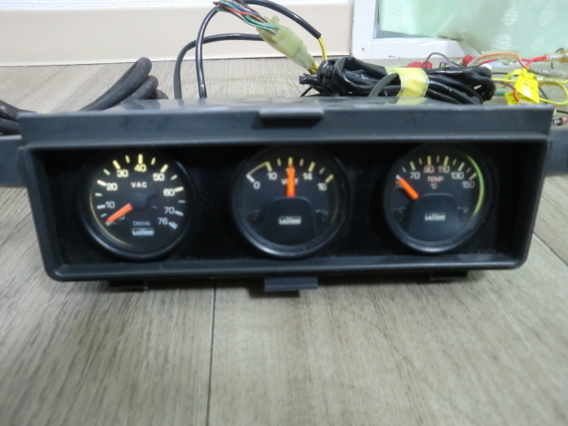 ラムコ 3連メーター バキューム計 電圧計 油温計 1DIN LAMCO