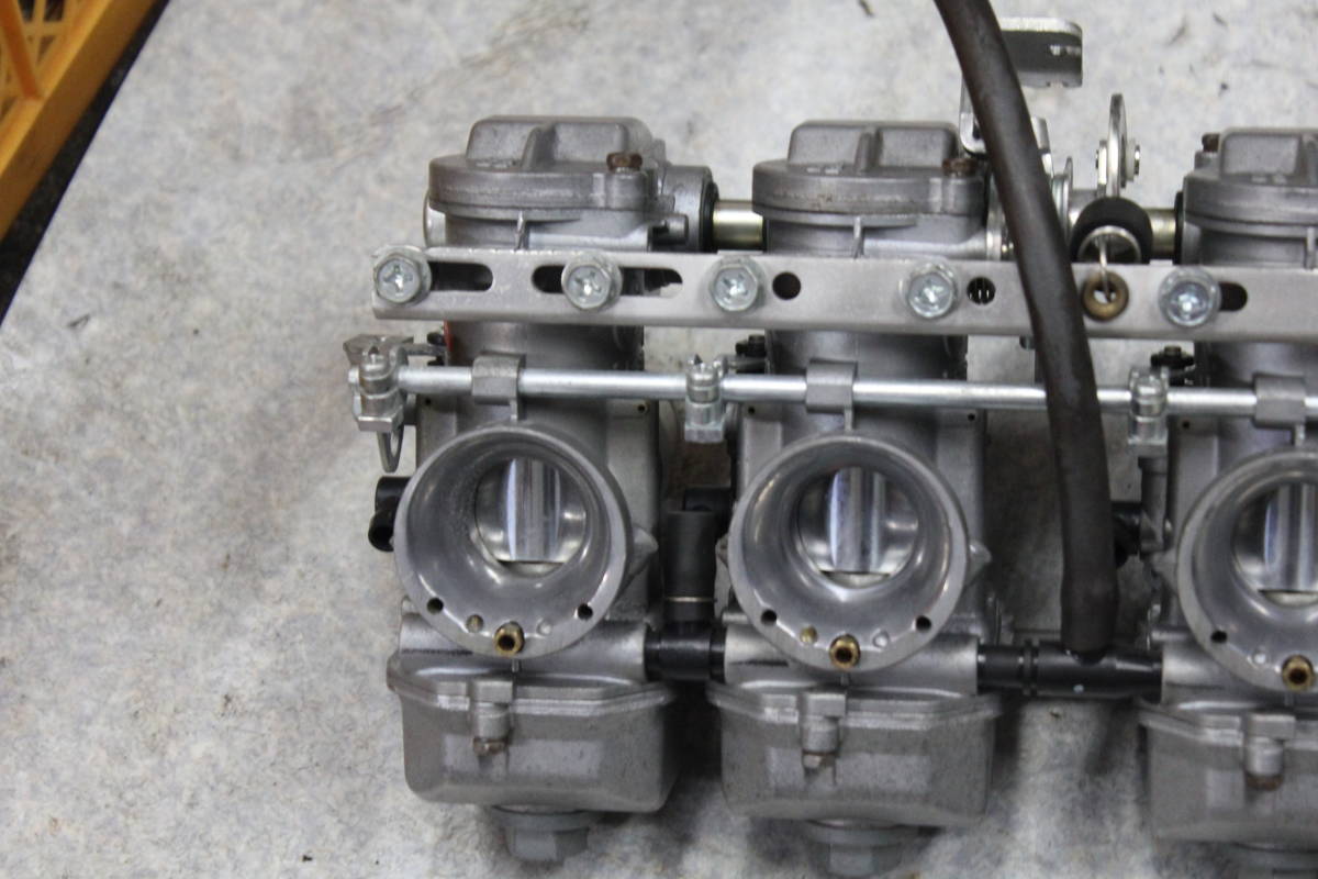 品質は非常に良い Gs400 ケイヒン キャブレター Cr33 エンジン 冷却装置