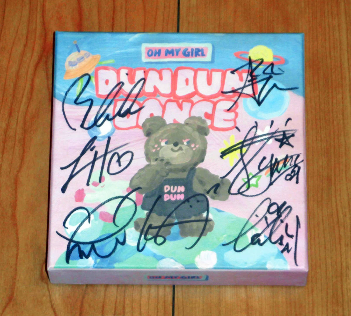 OHMYGIRL 直筆 サインcd アルバム OHMYGIRL 直筆 サインcd アルバム