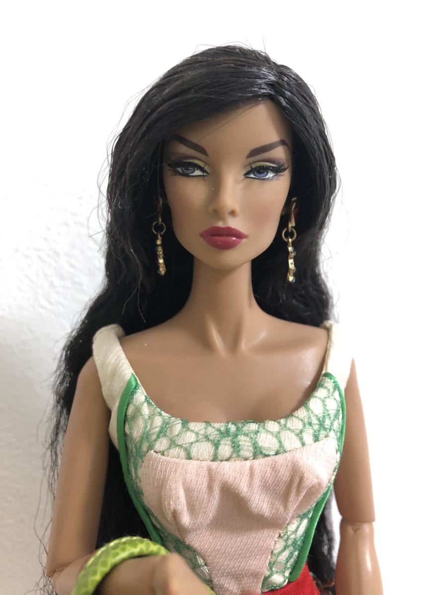 バービーアウトフィットPoppy Parker ポピーパーカーNU Face