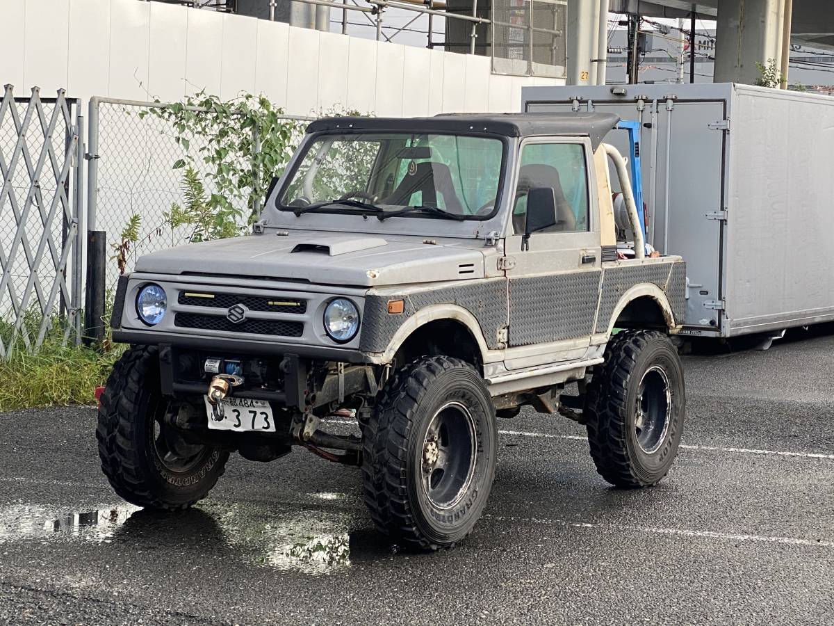 【中古】【売り切り】 ジムニーJIMNY SUZUKI スズキ JA11 ちびっこマフラー マフラー 津田レーシング ロッククローリング