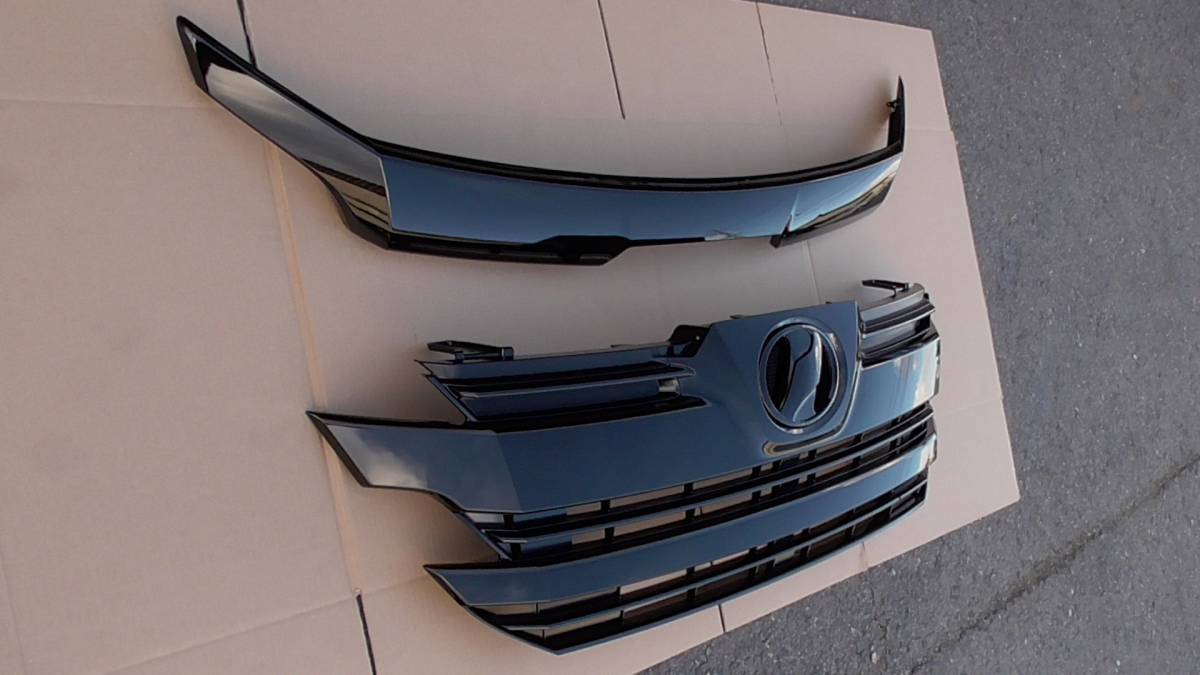 新車外し 30系アルファード 純正 ドアプロテクタモール サイドステップ 070 新車外し 30系アルファード 純正 ドアプロテクタモール サイド