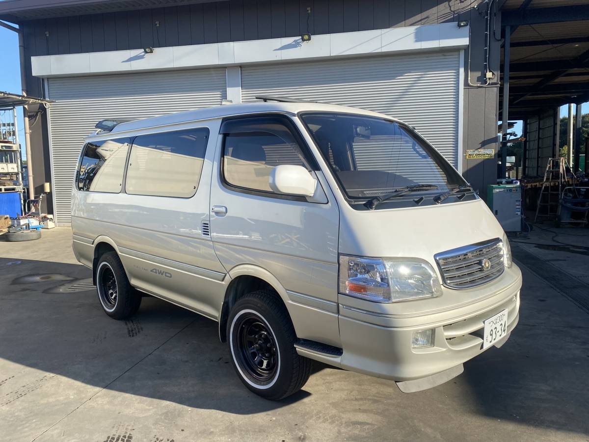 200系ハイエース用 ネオムーン16インチ +ホワイトリボンタイヤ 200系ハイエース用 ネオムーン16インチ +ホワイトリボンタイヤ