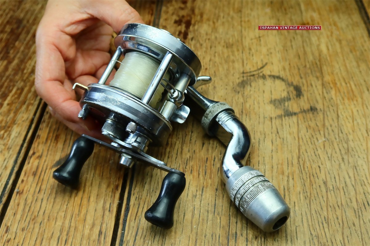 abu5500C　73年式 abu5500C 73年式 - メルカリ