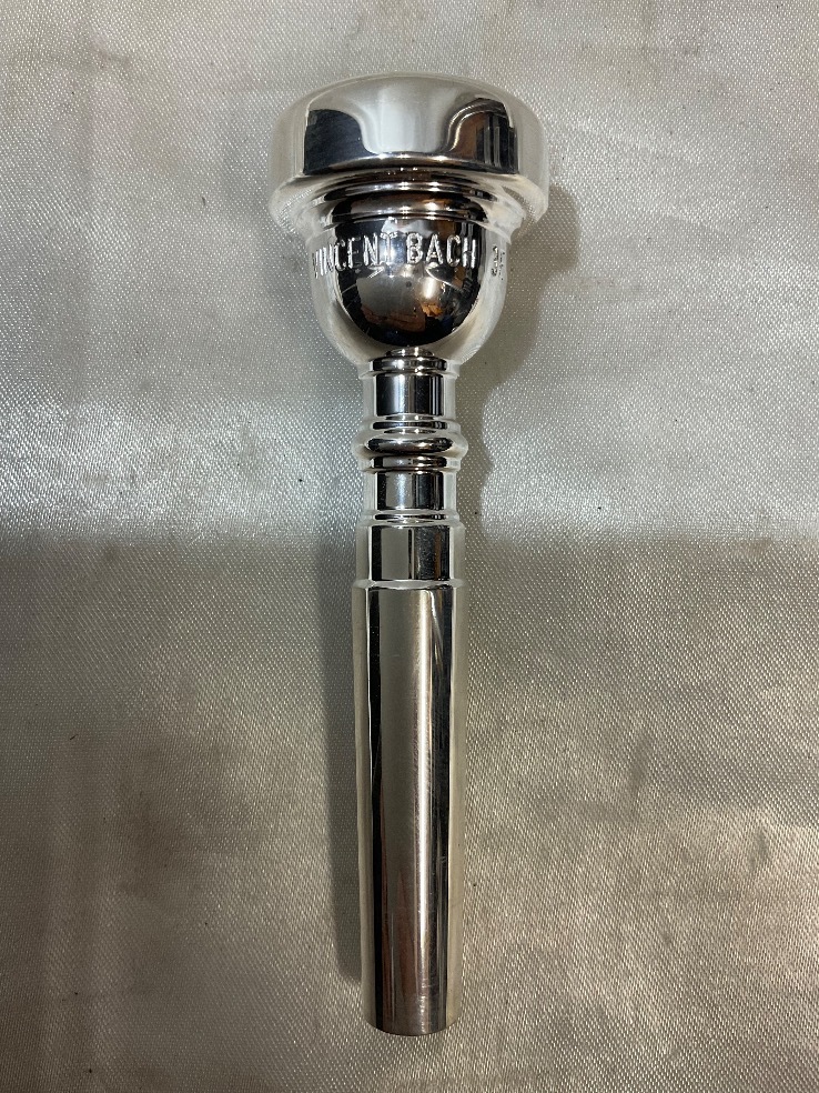 【目立った傷や汚れなし】u49998 Vincent Bach トランペットマウスピース 3E 中古★送料全国一律520円★の落札情報詳細