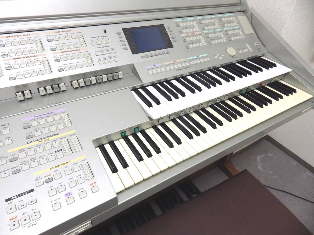 商談中 JOHANNUS ヨハネス チャーチオルガン C1100 カワイ