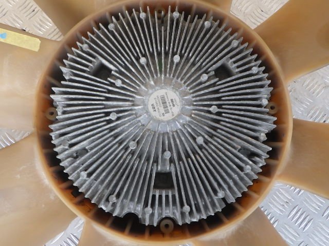 日産 UD トラックス ファンクラッチ クラッチファン i-img640x480-