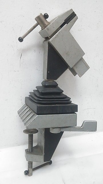 ムトーエンジニアリング　FVA-40 ムトーエンジニアリング FVA-40 1）ムトーエンジニアリング 高級自在