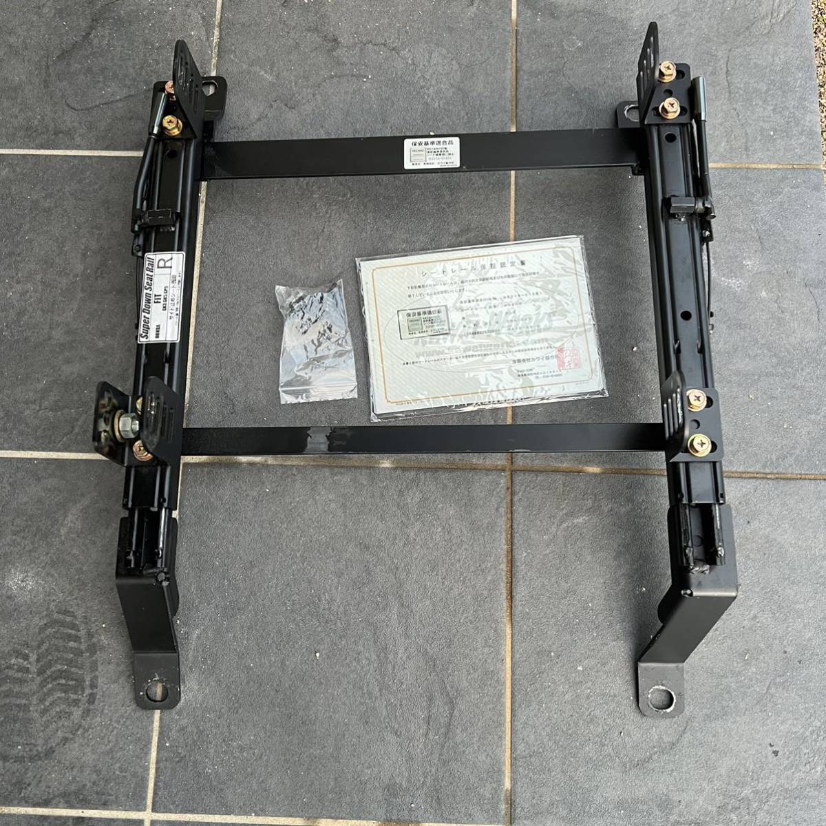 送料込み)GEフィット カワイ製作所 シートレール レカロRECAROsr6他 