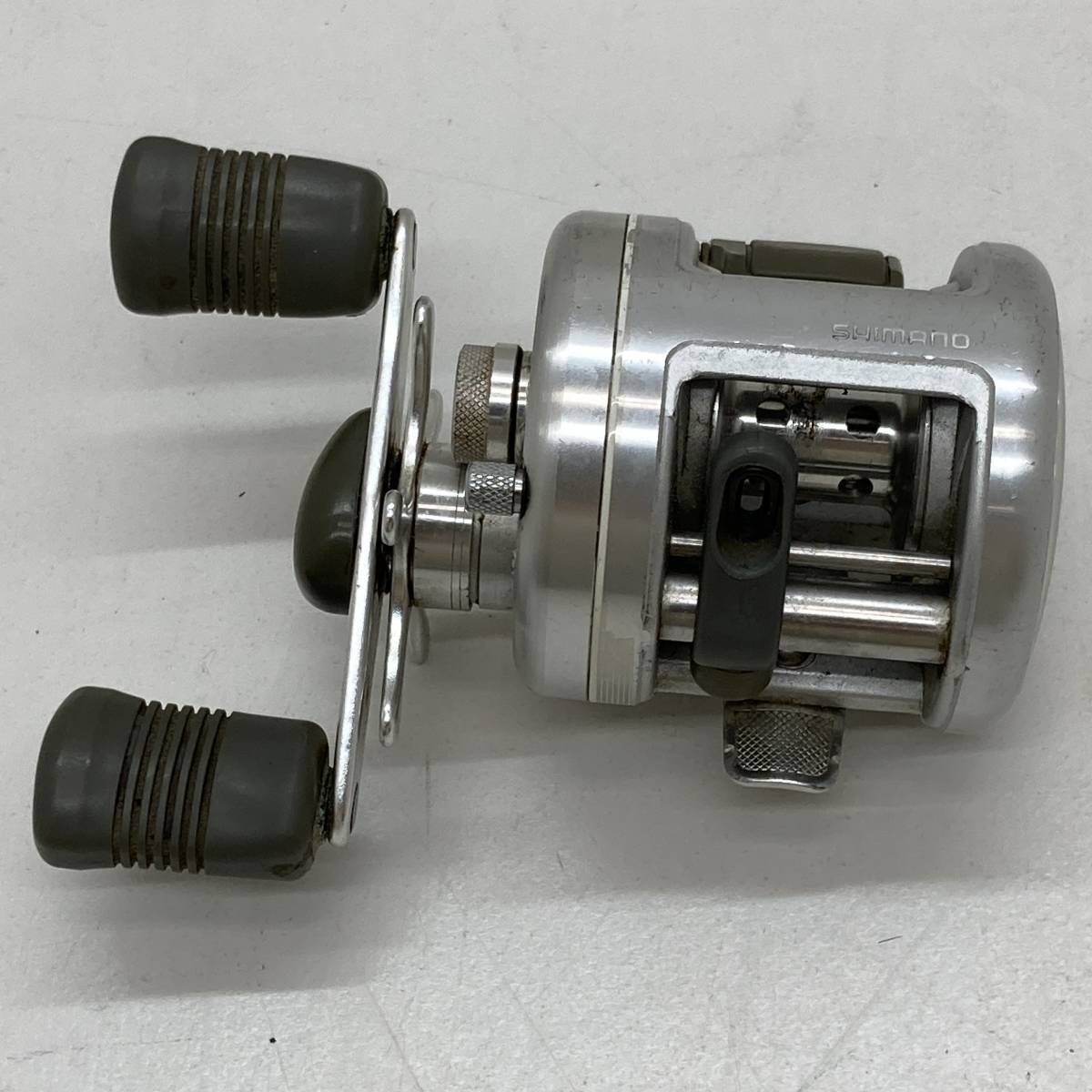 オールドシマノカルカッタ100初代マイナー後モデル未使用保管品 shimano