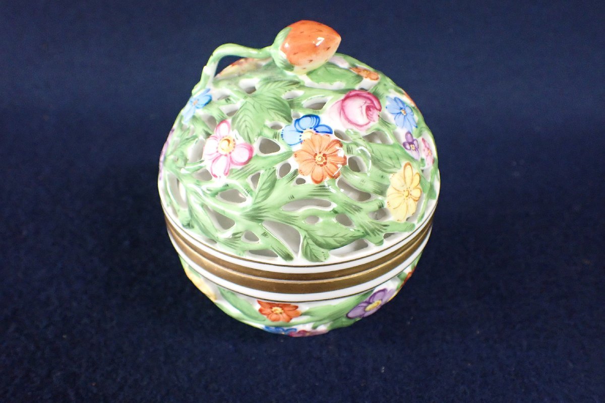 ヘレンド最高級　フンボルト　透かしプレート　共箱　チヒコ　東さ5-0417☆ ヘレンド最高級 フンボルト 透かしプレート 共箱 チヒコ 東さ5