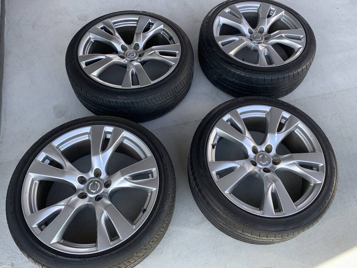 coco様 ベンツ GLE400d スタッドレスタイヤホイールセット275/50R20