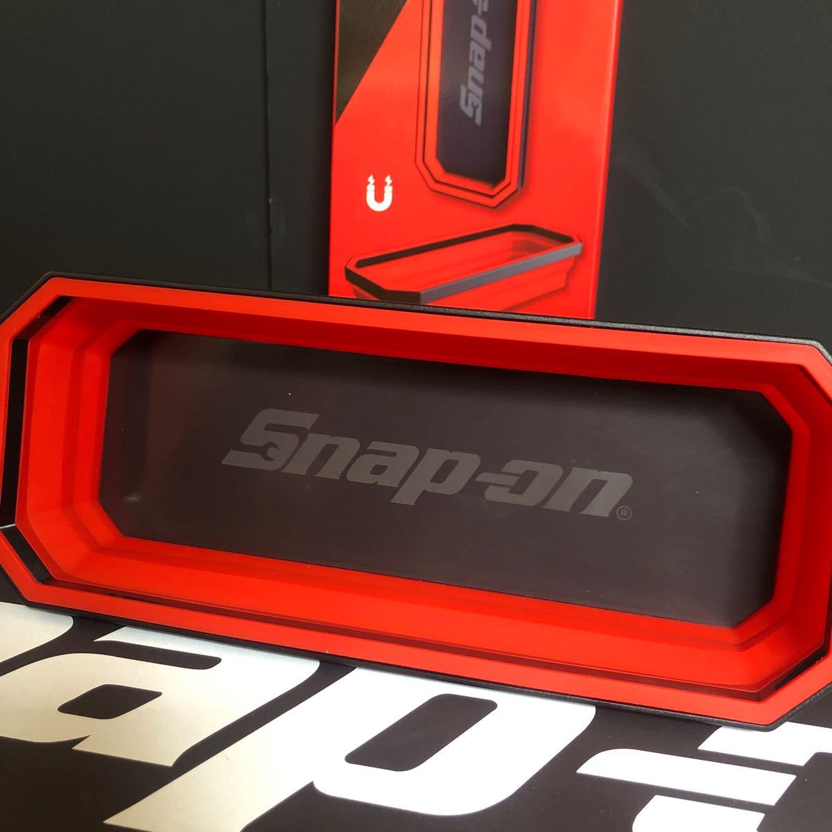 展示・訳あり】snap-on 危うく スナップオン 磁気パネルトレイ マグネット