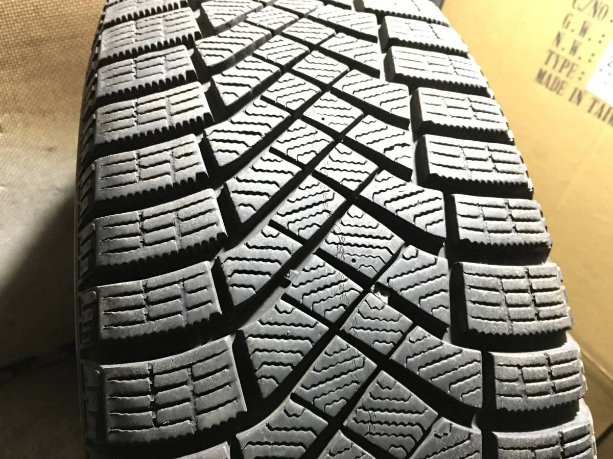 BMW純正ホイールとスタッドレスタイヤ