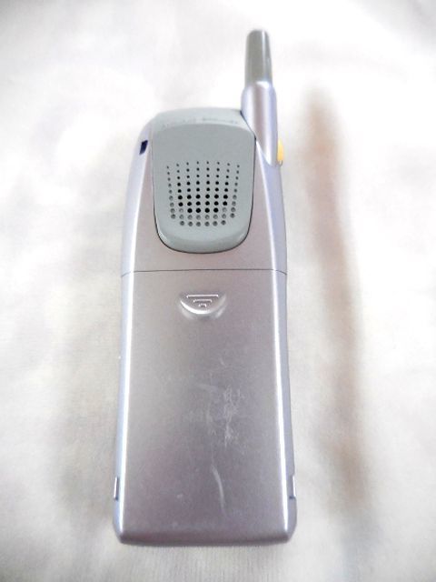目立った傷や汚れなし】☆激レア特価品☆NTT DoCoMo NTTドコモ PHS