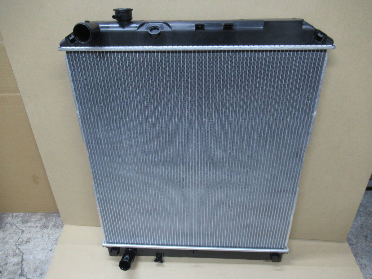 【やや傷や汚れあり】イスズ フォワード FRR90 純正ラジエーター 上タンク新品取替 リビルト品 8-98199-572-1の落札情報詳細 ...
