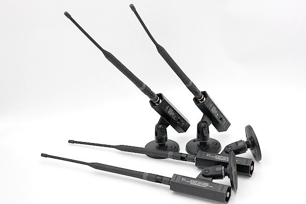SHURE UA830WB、シュア、 B帯 アンテナブースター、2台セット SHURE UA830WB、シュア、 B帯 アンテナブースター、2台セット