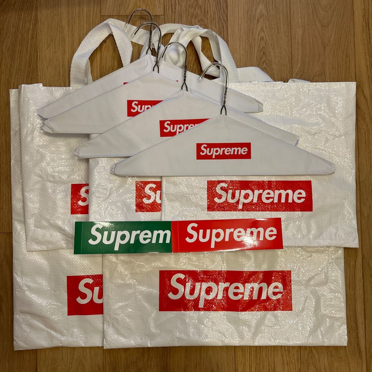 supreme シュプリーム BOX LOGO ステッカーセット supreme シュプリーム BOX LOGO ステッカーセット - メルカリ
