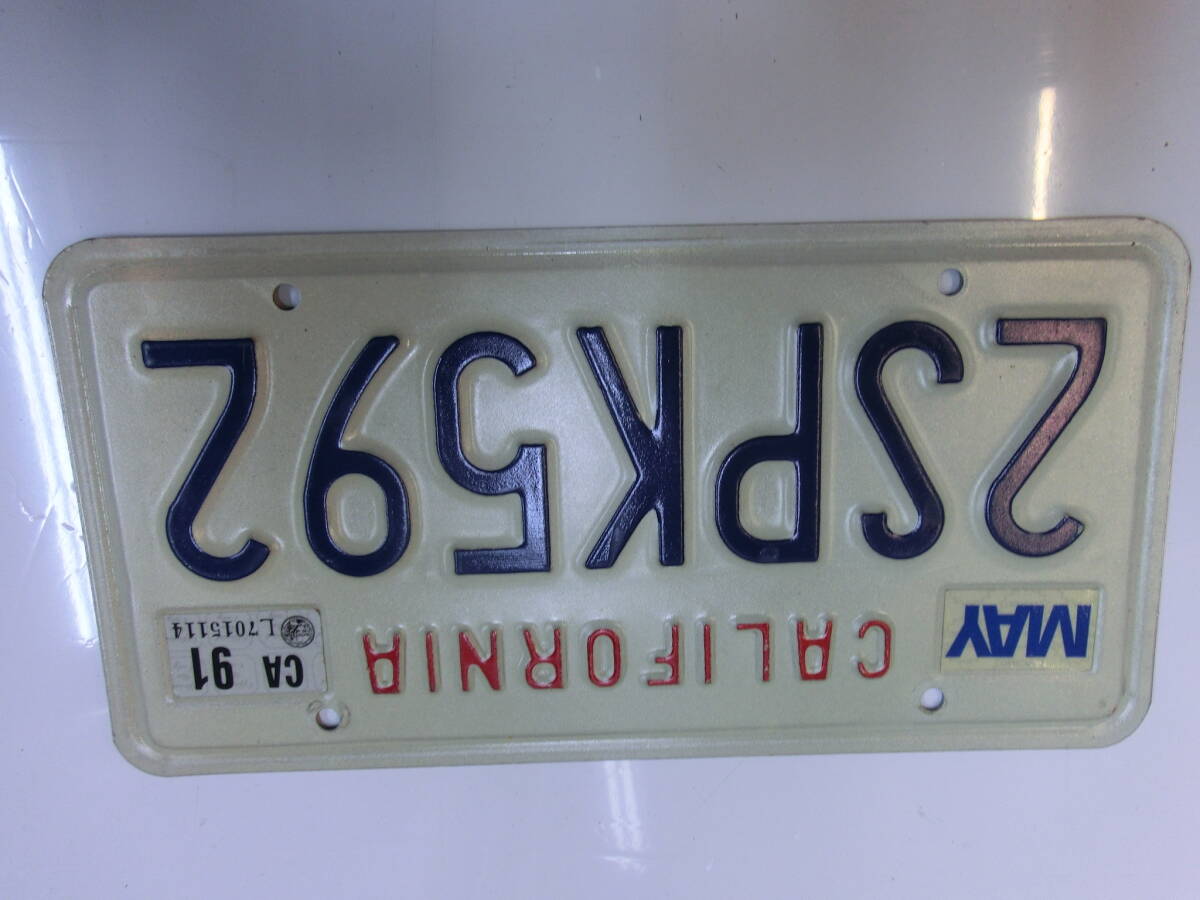 中古】本物 アメリカ カリフォルニア ナンバープレート 2枚セット