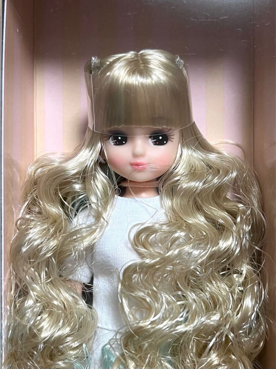 新品未開封　リカちゃんキャッスル　2021年神戸三宮 シオンV2 リカちゃんキャッスル 神戸三宮オリジナルモデル シオン｜Yahoo!フリマ